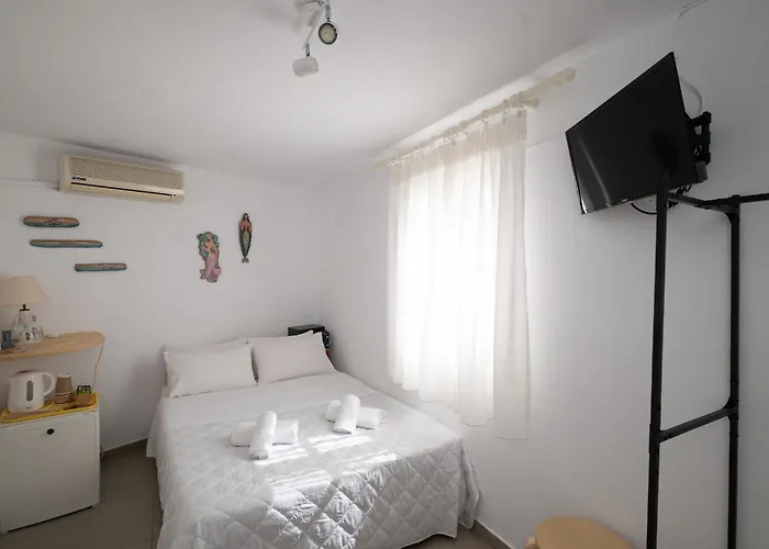 Anchor Yalos * Mykonos Town